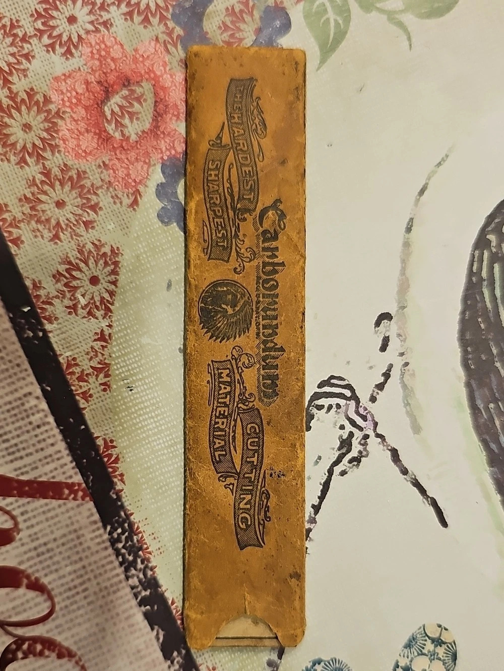 1900s Antique Carborundum Co. Pocket Pen Knife Sharpening Strip And Sleeve
